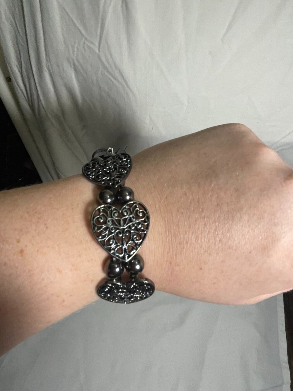 Charming Charlie Gunmetal Heart Filigree Beaded Stretch Bracelet With Tag